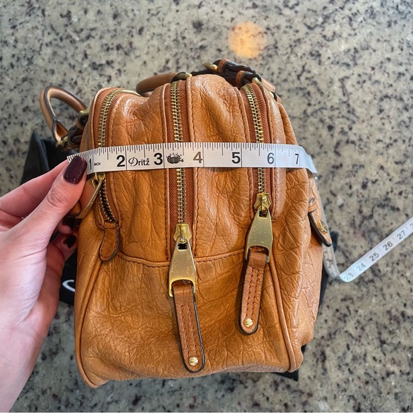 B. Makowsky Tan Leather Handbag - Picture 9 of 10